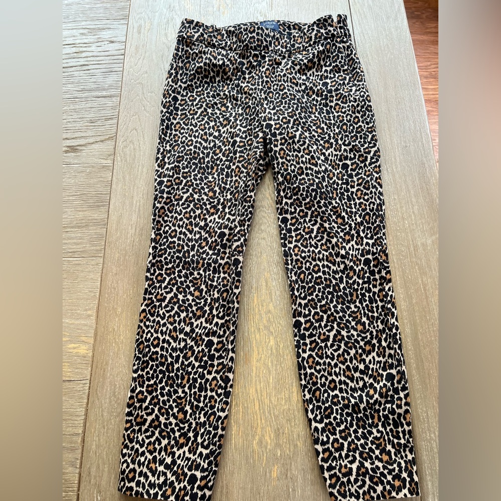 J crew Winnie pants. Cheetah print in great condition!